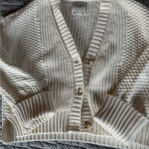 Abercrombie & Fitch Ivory seed stitch  Button-Up Cardigan size medium